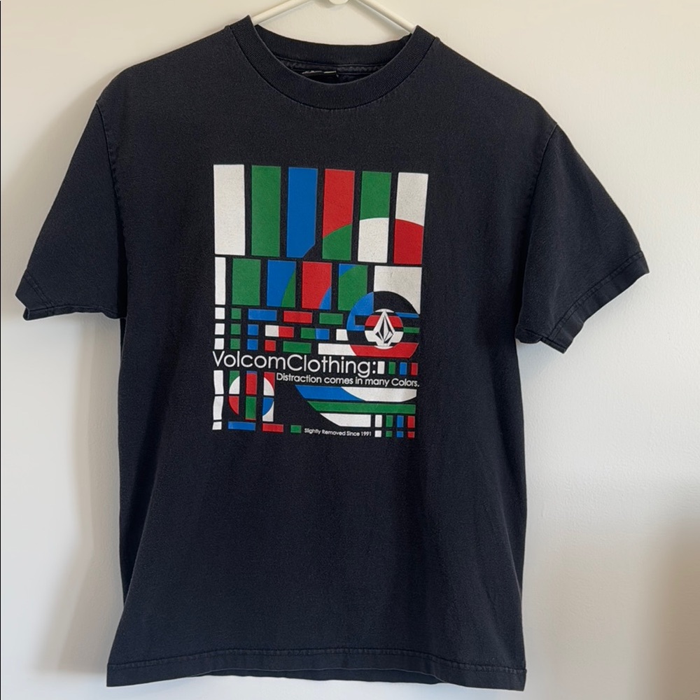 Vintage black Volcom t-shirt